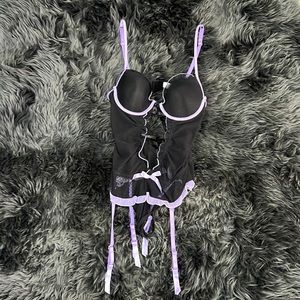 Purple Lace Underwire Garter Lingerie Set